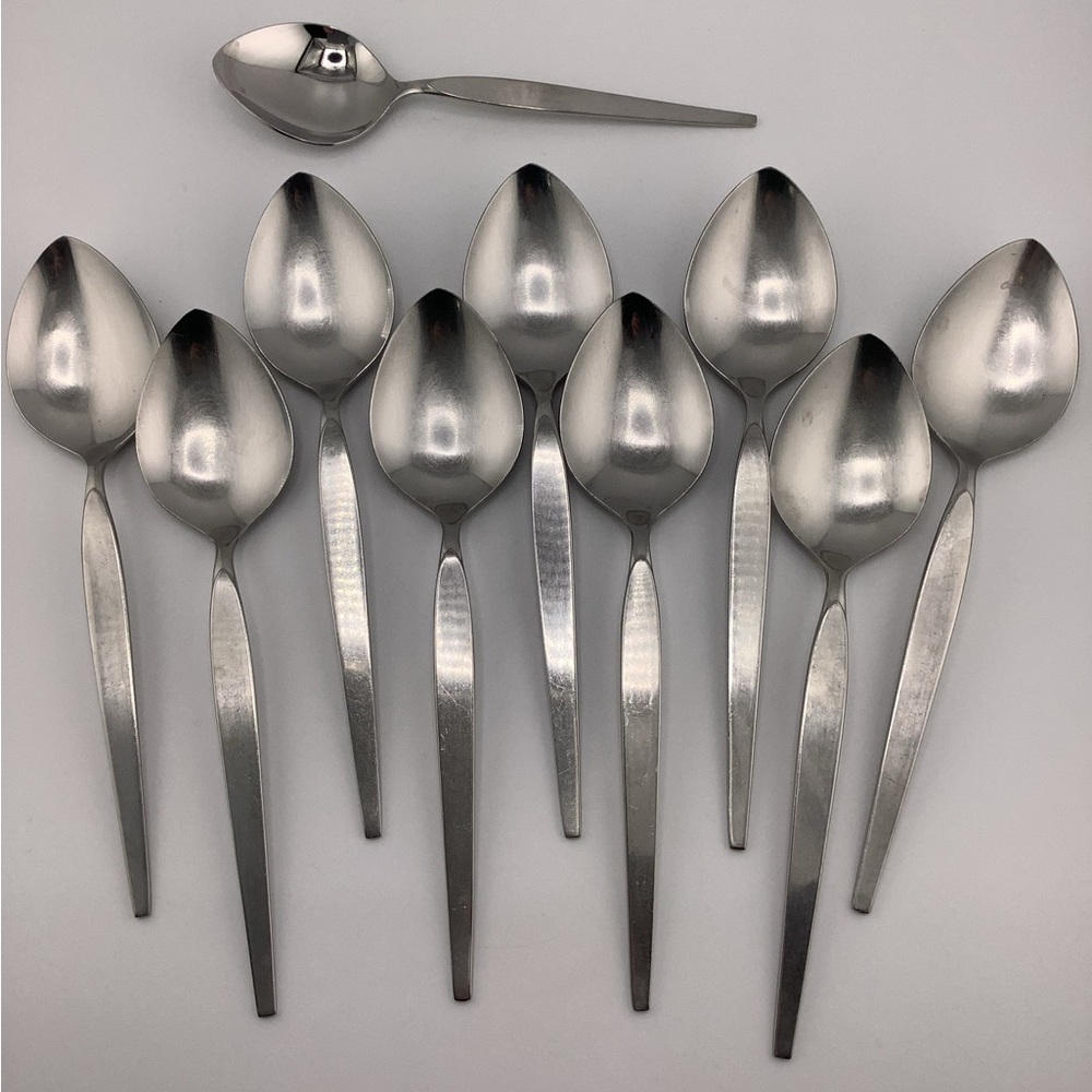 Oneida Community Stainless Older “Satinique” 9 Soup Spoons 1 Sugar Spoon